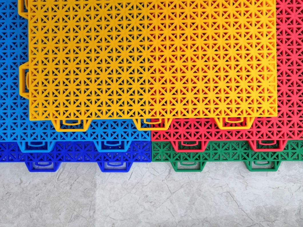 High Quality Anti Skid PP Interlocking Floor Garage Tiles Plastic Outdoor Industrial Floor