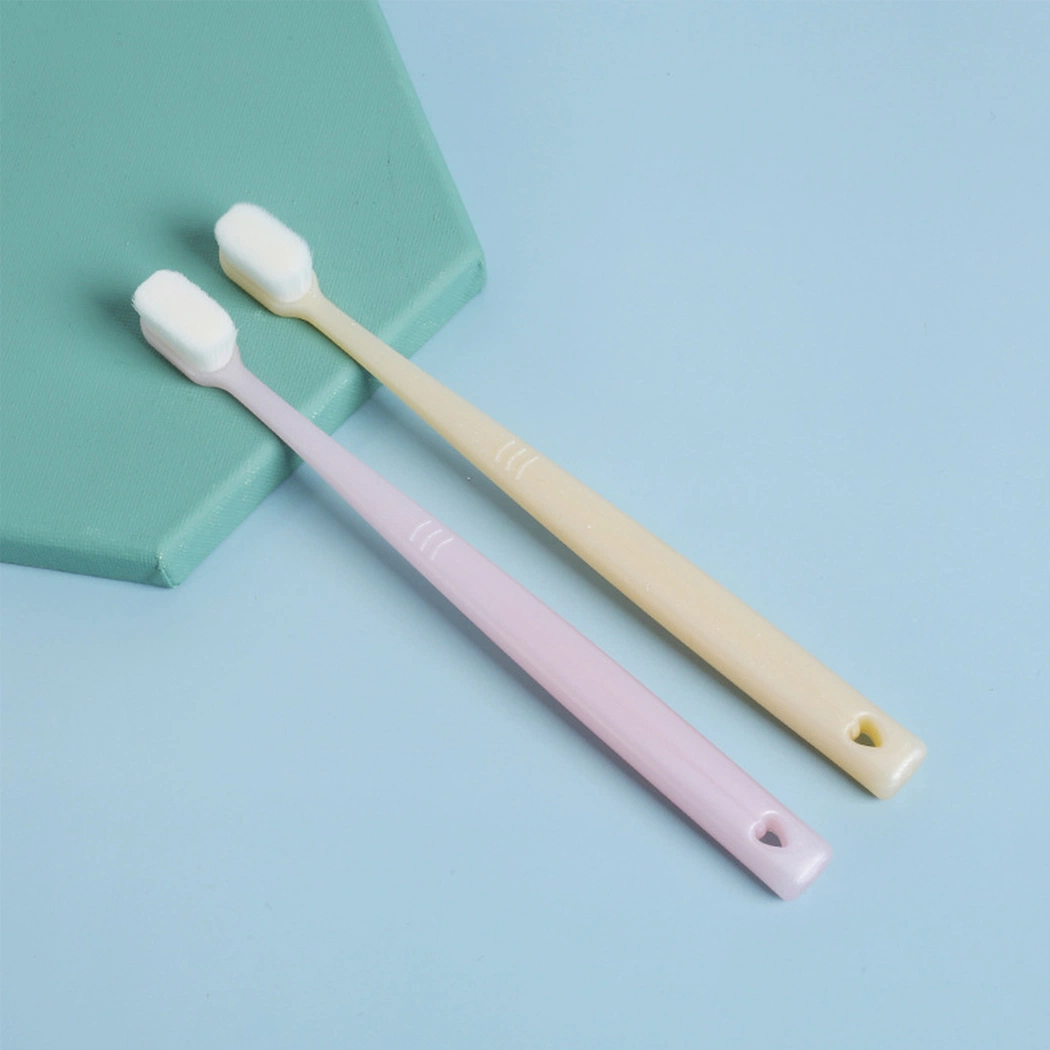 Free Sample High-Density Extra Soft Bristles Adult Manual Toothbrush